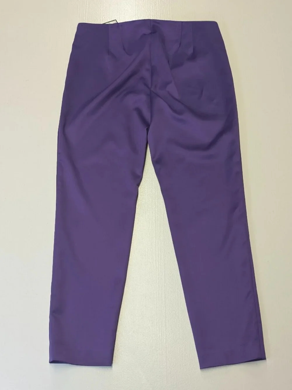Vince Camuto Size 8 Persian Plum Satin Pants NWT *Discoloration